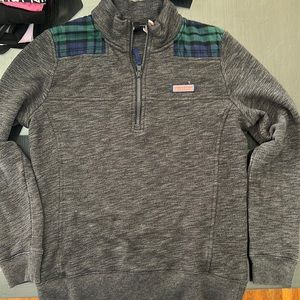 EUC VINEYARD VINES Shep shirt.  Womens XS grey and tartan plaid